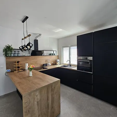 Ivan Apartment